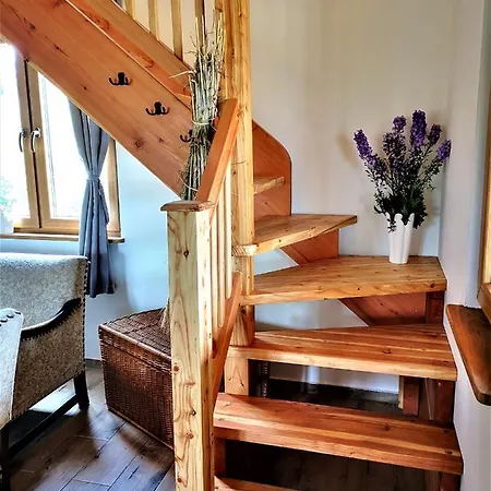 بيت خشبي Dorotkowy *